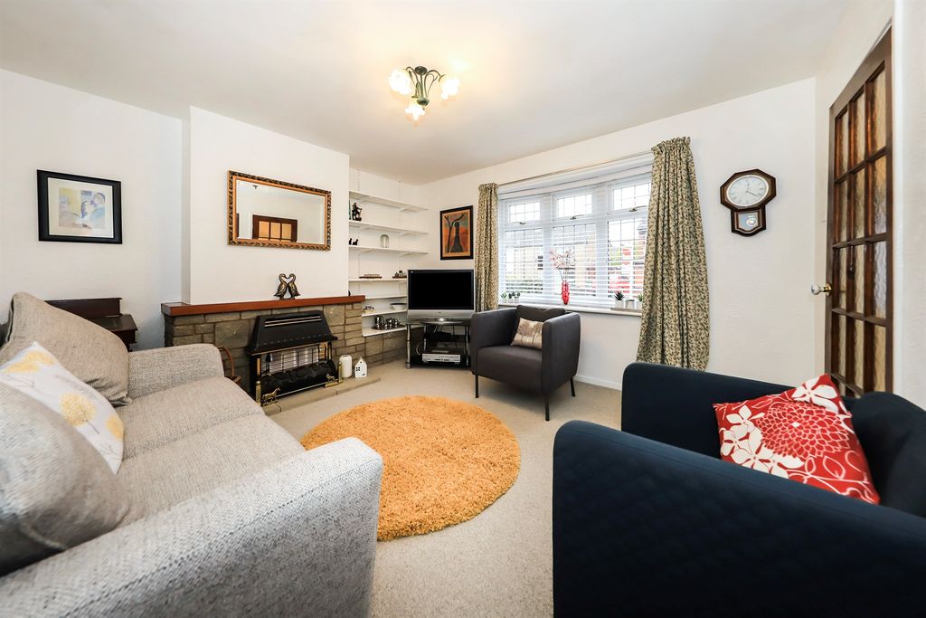 Property photo 3 of 16