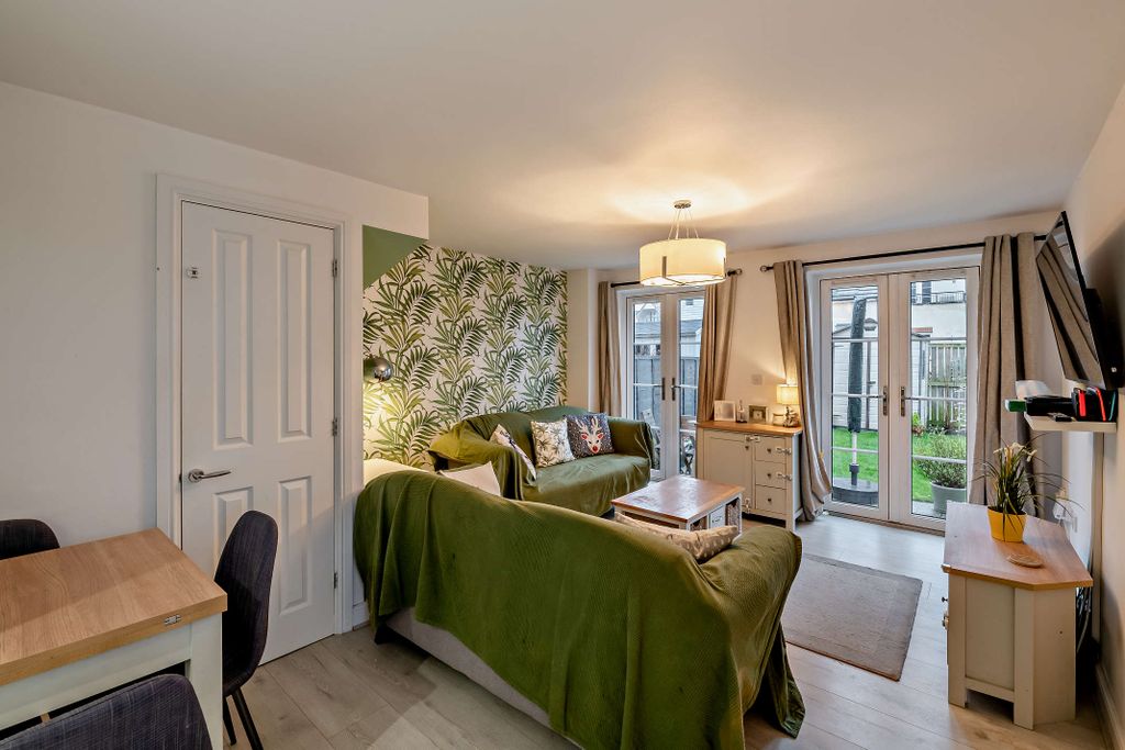 Property photo 3 of 15 Living Room