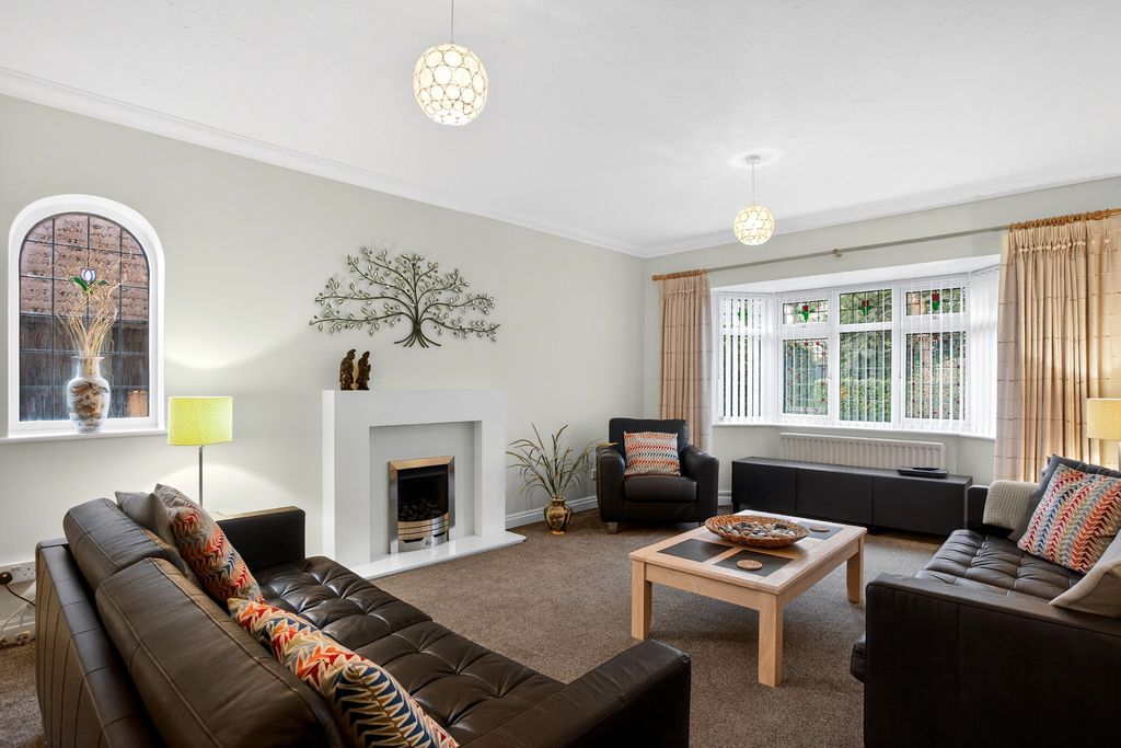 Property photo 3 of 20