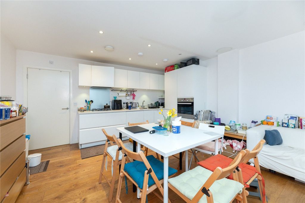 Property photo 3 of 7 Picture No. 01