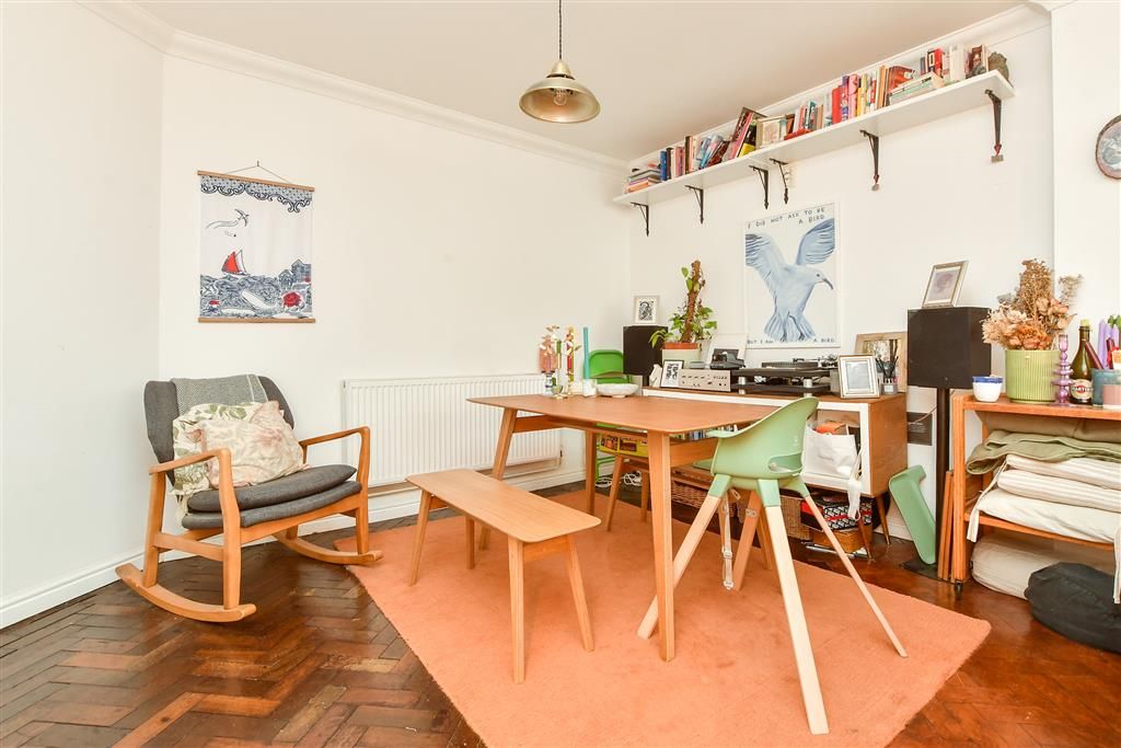 Property photo 2 of 10 Lounge/Diner