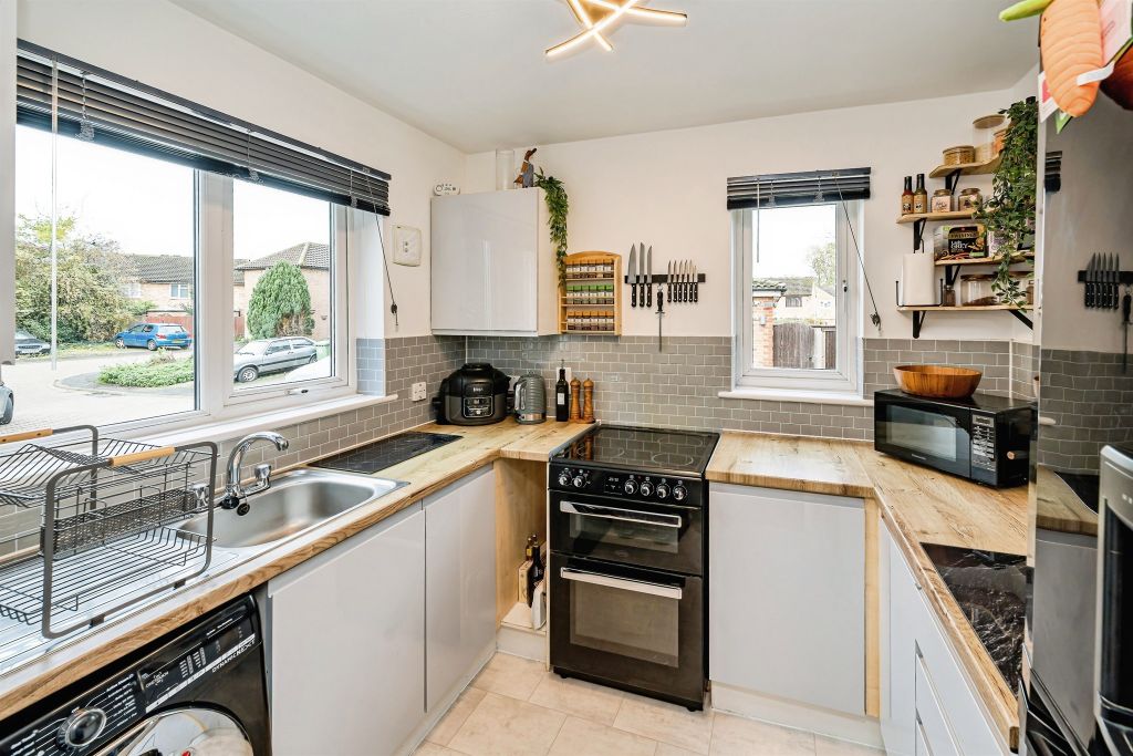 Property photo 3 of 16