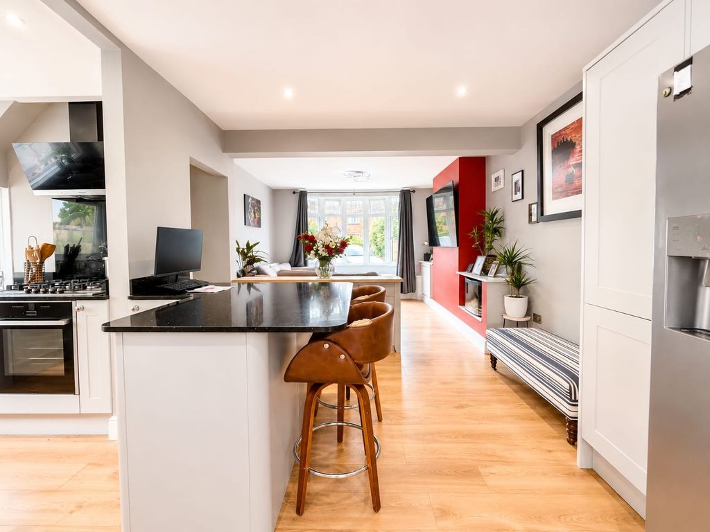 Property photo 1 of 16 Image00003