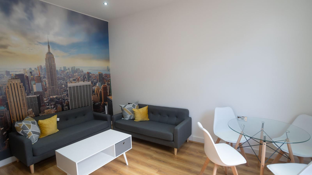 Property photo 2 of 9