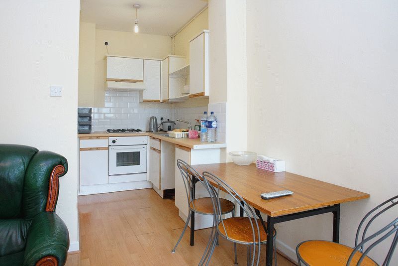 Property photo 2 of 6
