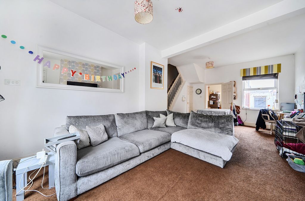 Property photo 3 of 20 6A076Bf11E82B-145...