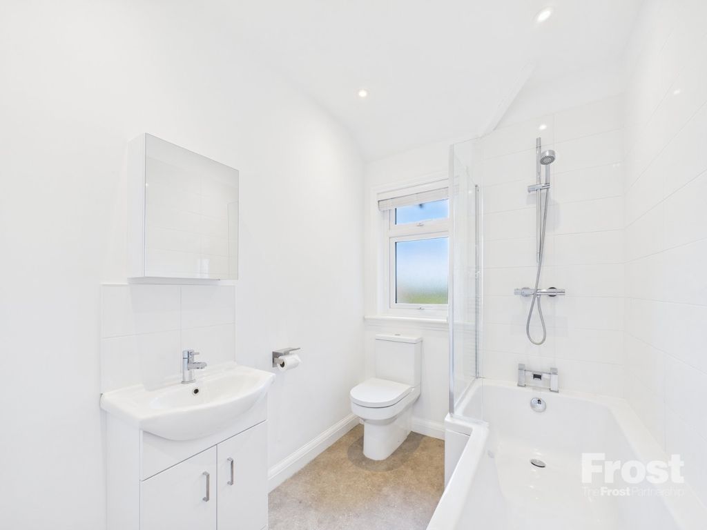 Property photo 3 of 11 Picture No. 35