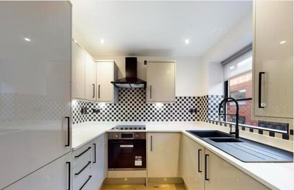 Property photo 2 of 4 Image