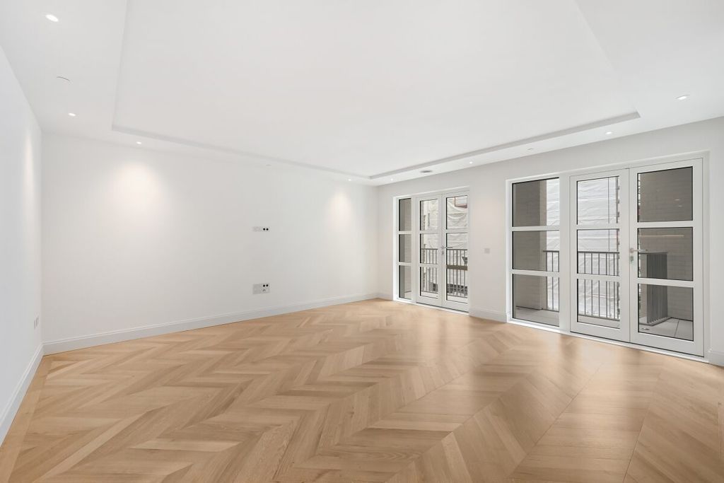 Property photo 1 of 13 Jll