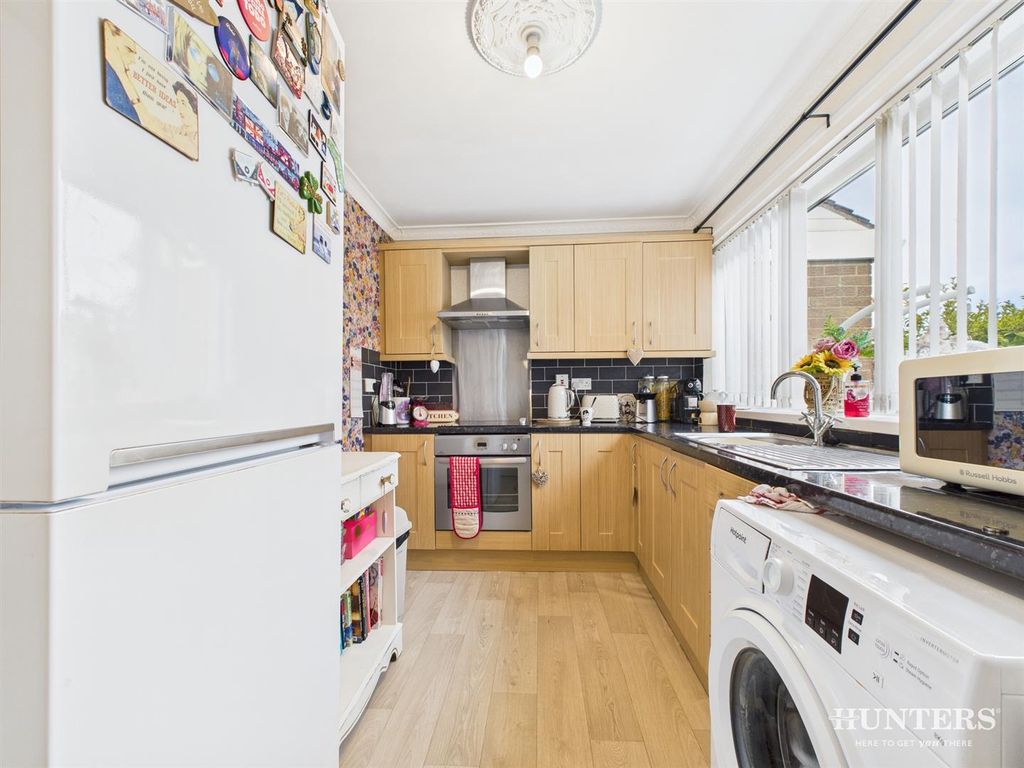 Property photo 3 of 16 Cam05287G0-Pr0141-Still002.Jpg