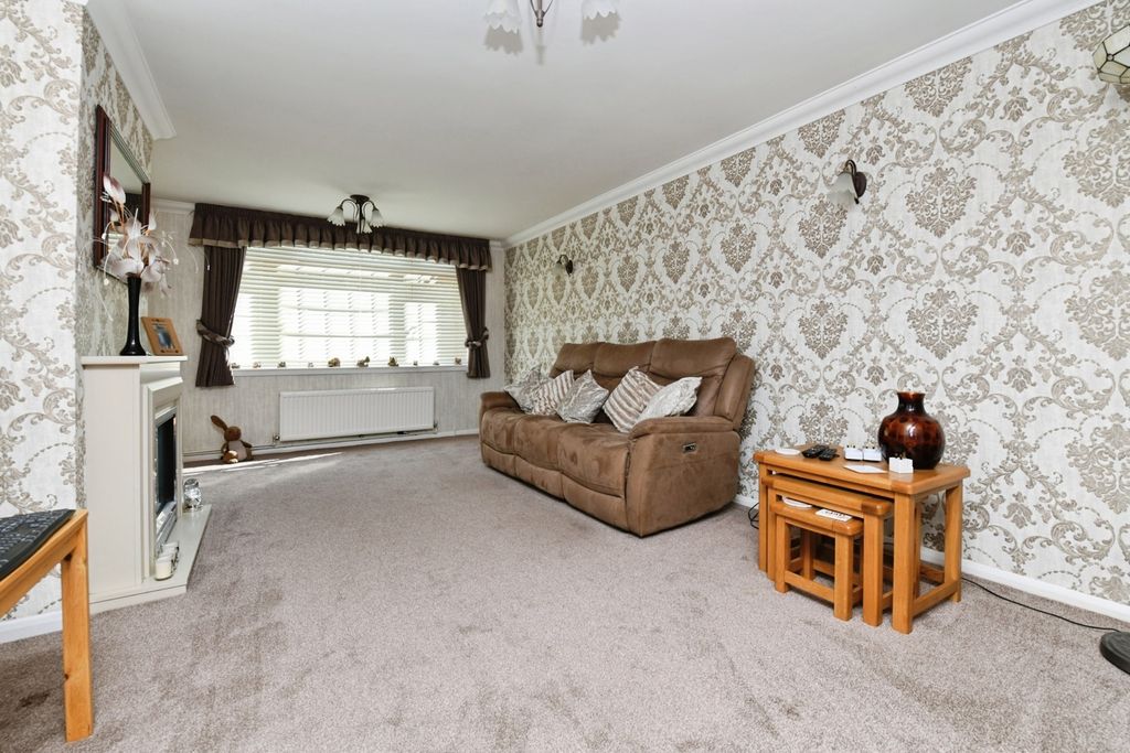 Property photo 2 of 19 Pbox-Img.Jpg