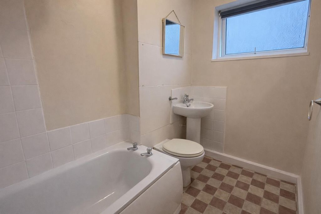 Additional image 6 of 1 bed flat for saleStuart Court, Macclesfield SK10