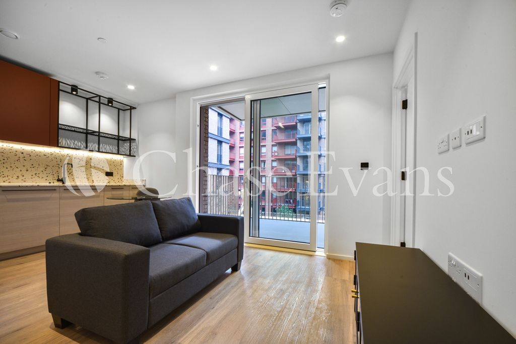 Property photo 1 of 12 Living Area
