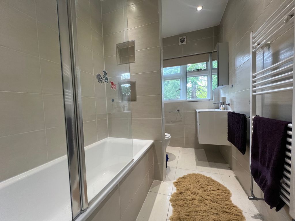 Property photo 3 of 7 Img_2798