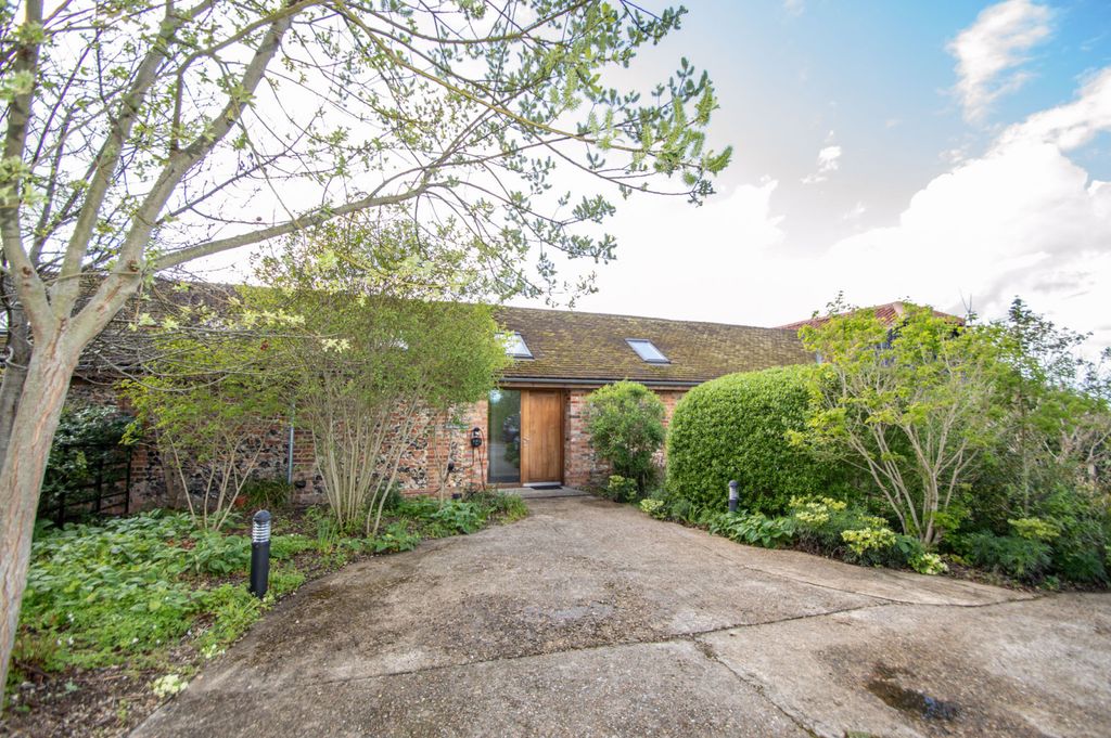 Property photo 1 of 10 Picture No. 06