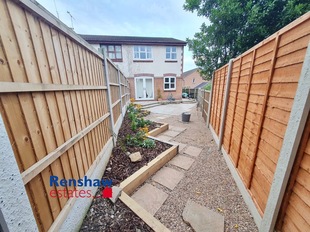 Property photo 3 of 13 Rear (2)