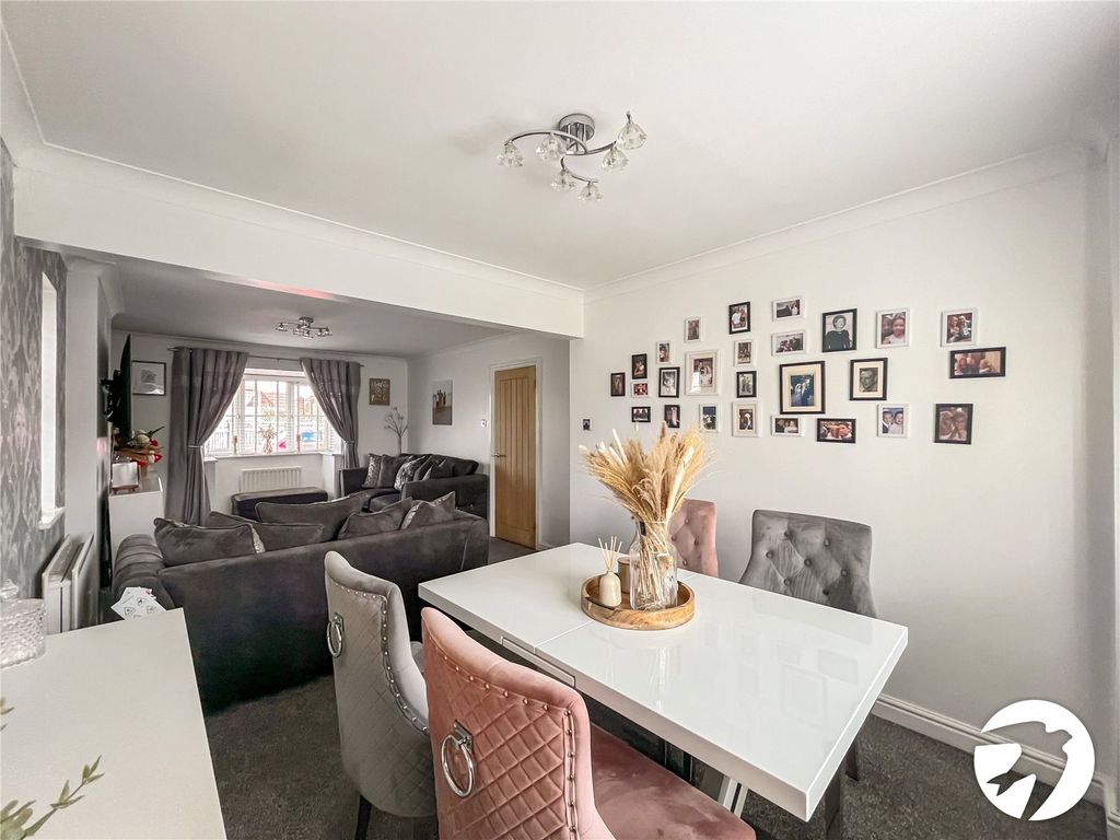 Property photo 2 of 21 Picture No. 04