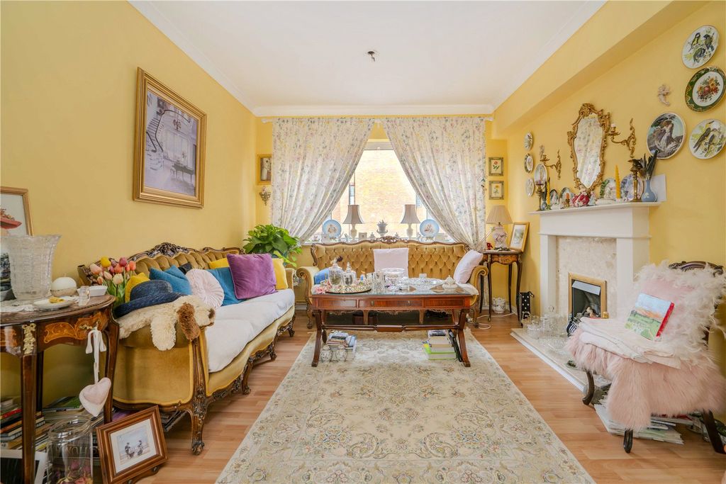 Property photo 2 of 7 Picture No. 14