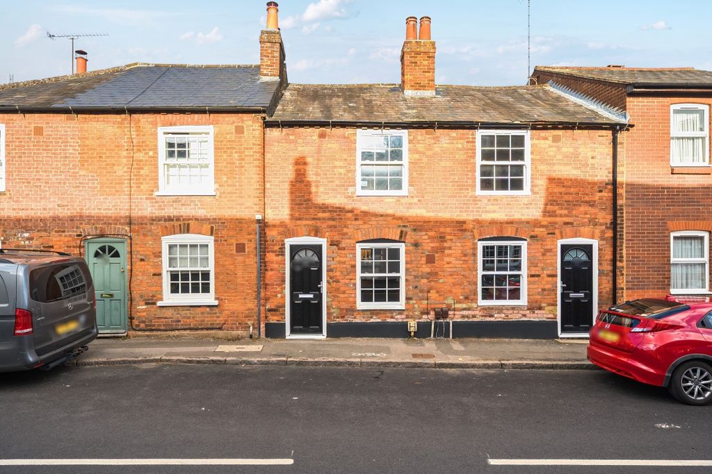 Property photo 2 of 21