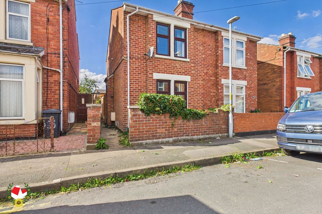 Property photo 1 of 9