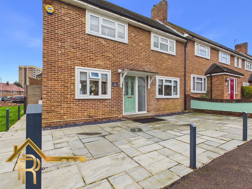 Property photo 1 of 24 Cam03016G0-Pr0052-Still036