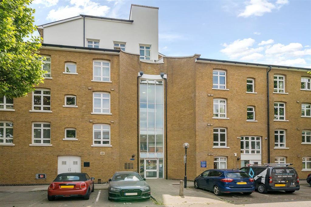 Property photo 1 of 17 993798 (1).Jpg