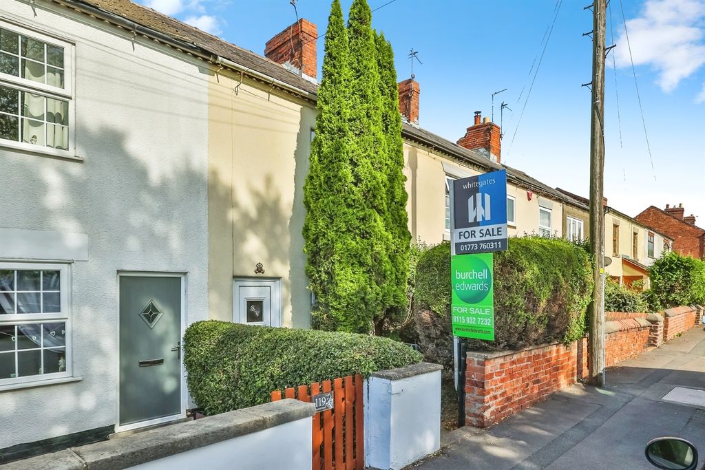 Property photo 1 of 17