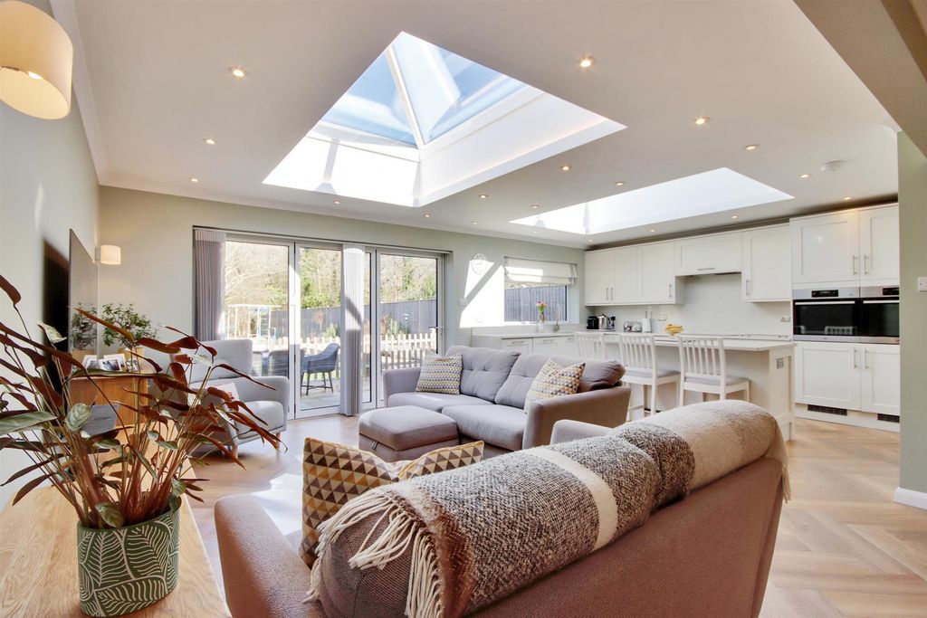 Property photo 2 of 21 62935_029.Jpg