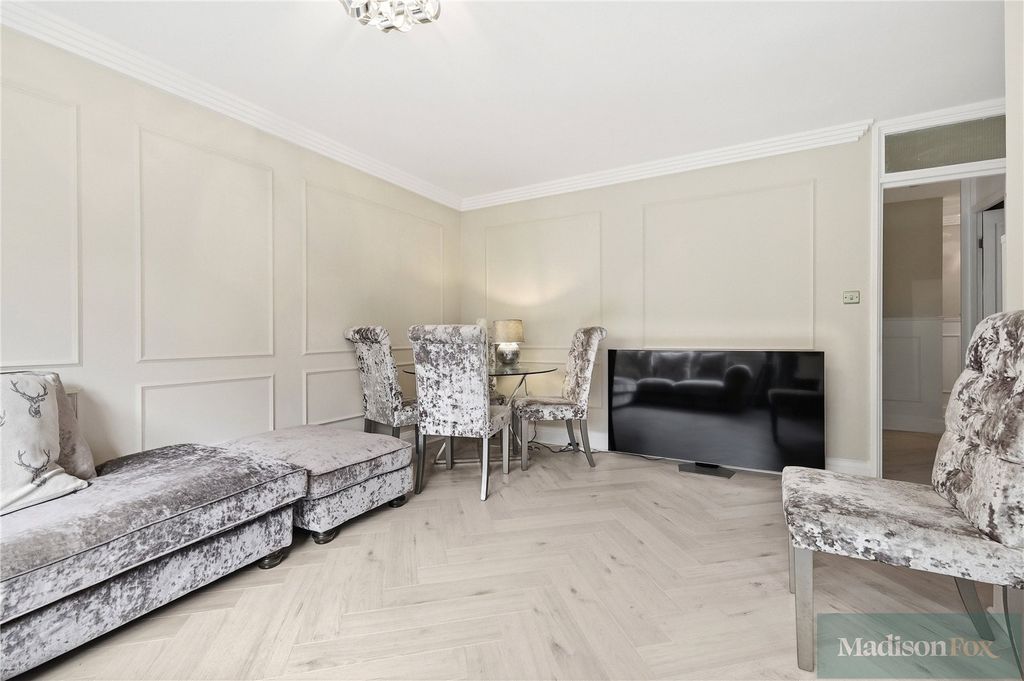 Property photo 3 of 14 Picture No. 15