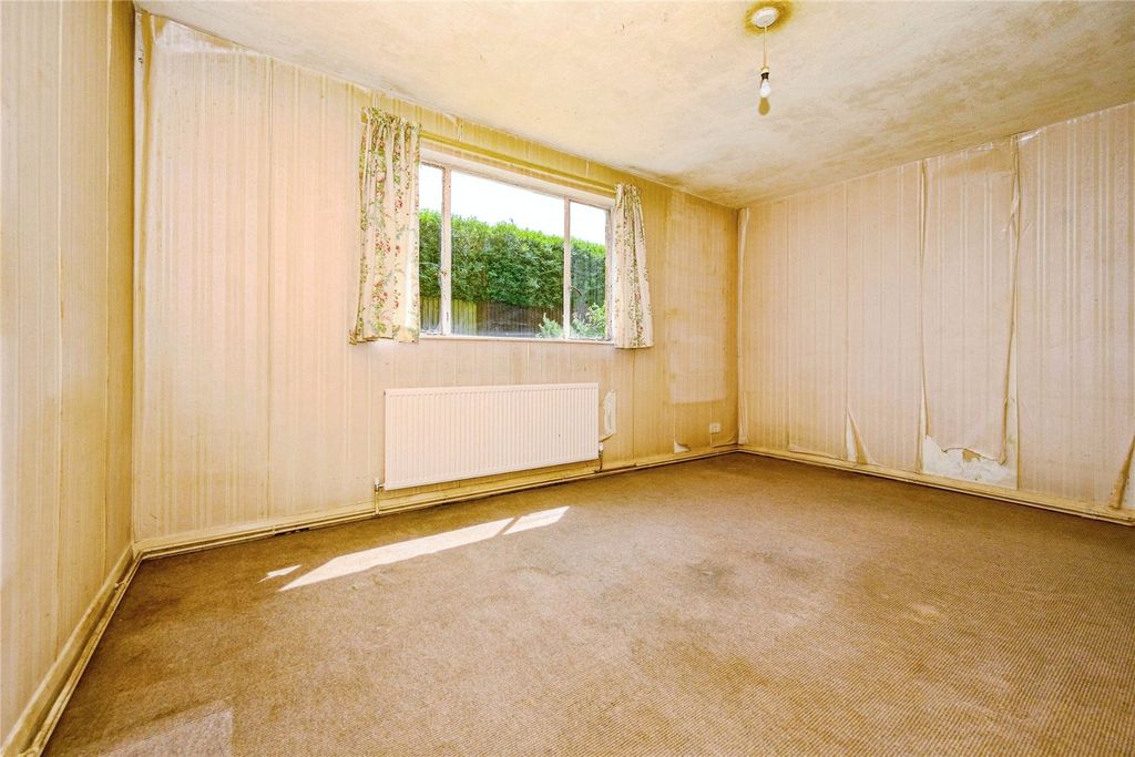 Additional image 4 of 3 bed flat for saleWest Street, Dunstable, Bedfordshire LU6