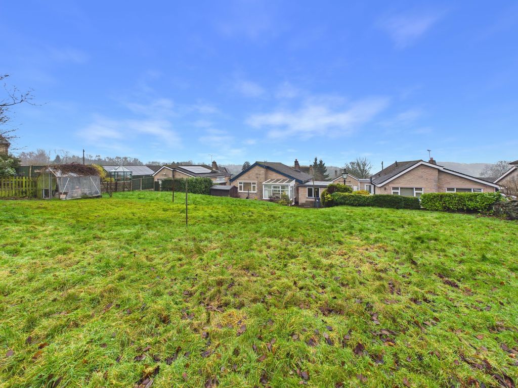 Property photo 2 of 17 Outside