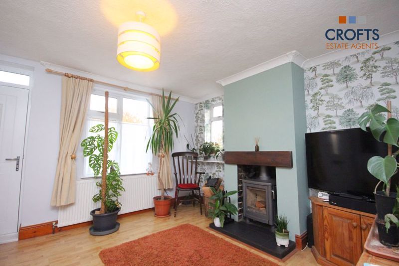 Property photo 2 of 15 Lounge