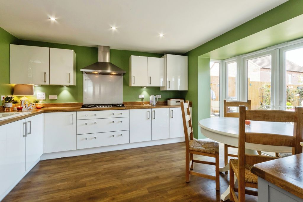 Property photo 3 of 25 Img_4626