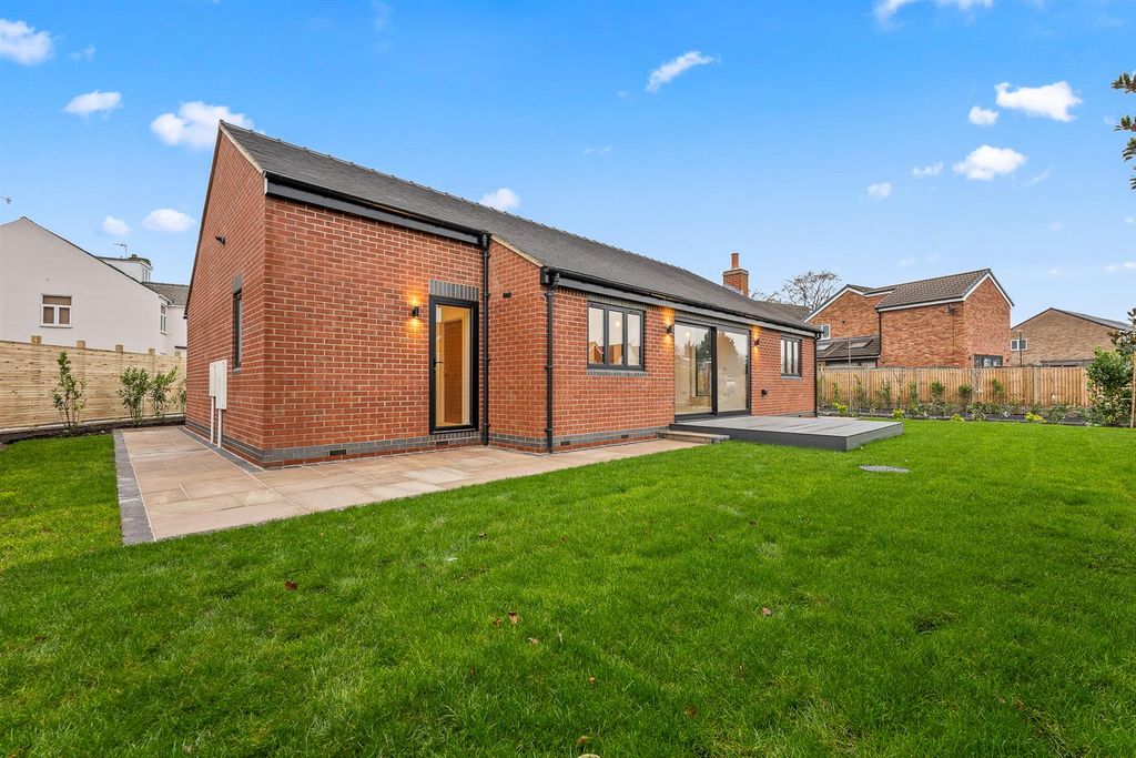 Property photo 2 of 28 P1683028-Edit.Jpg