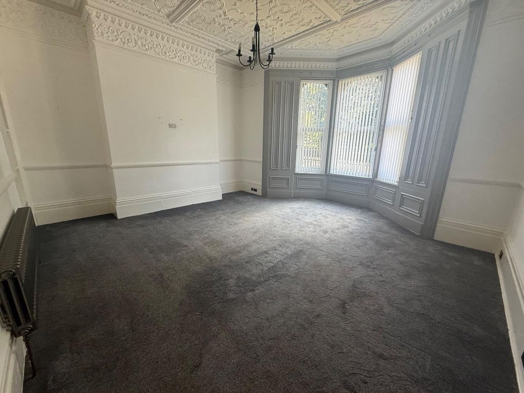 Property photo 2 of 9 Tempimagezvsles.Jpg