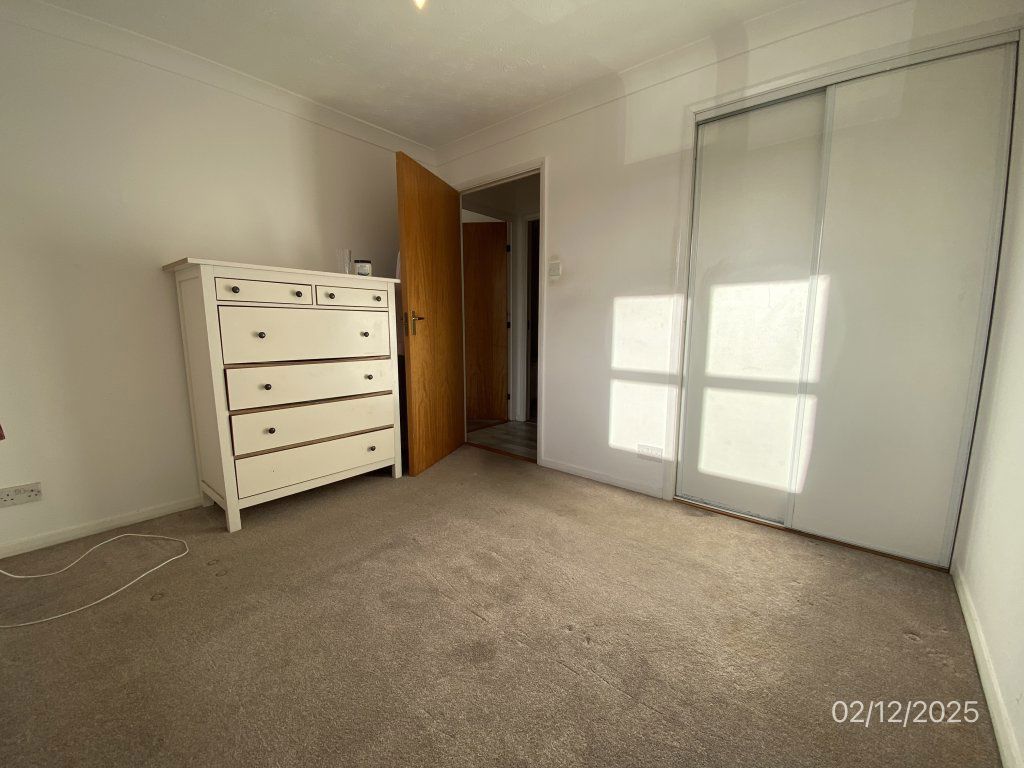 Property photo 3 of 4