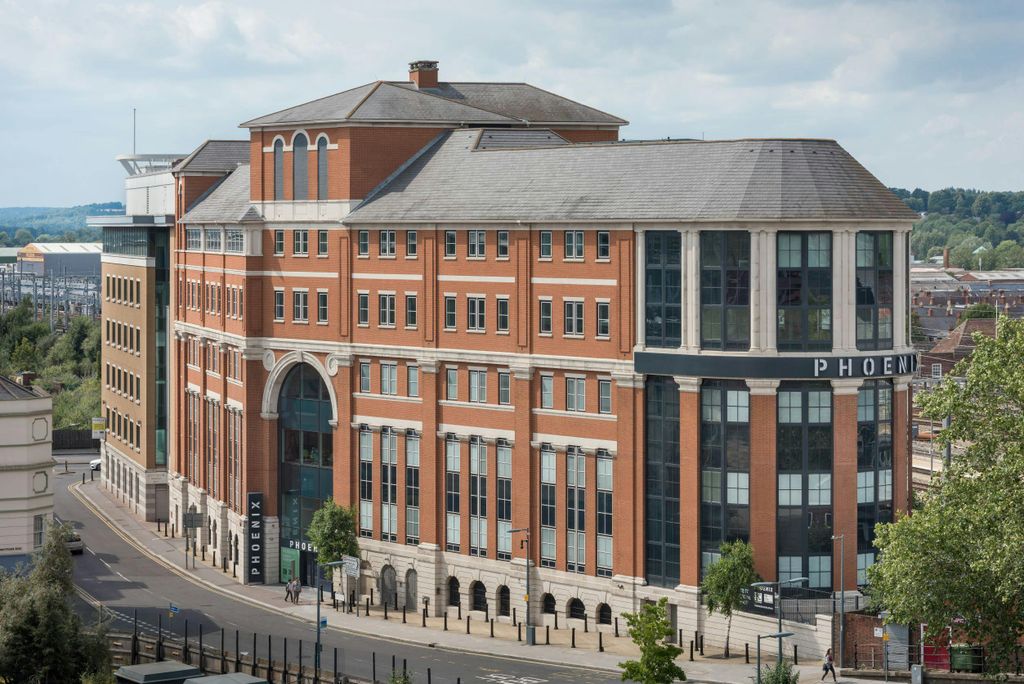 Property photo 1 of 19 Phoenix_Readingcpetersavage_2462.Jpg