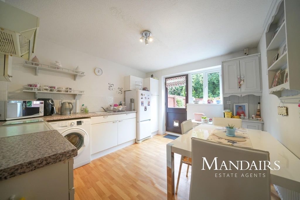 Property photo 2 of 15