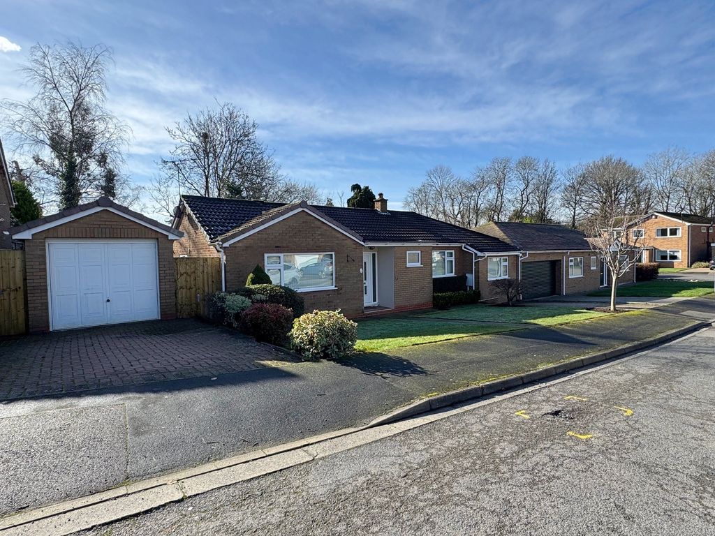 Property photo 1 of 21 Front