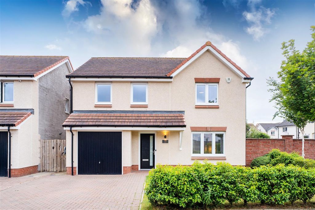 Property photo 1 of 33 8Stationview-36.Jpg
