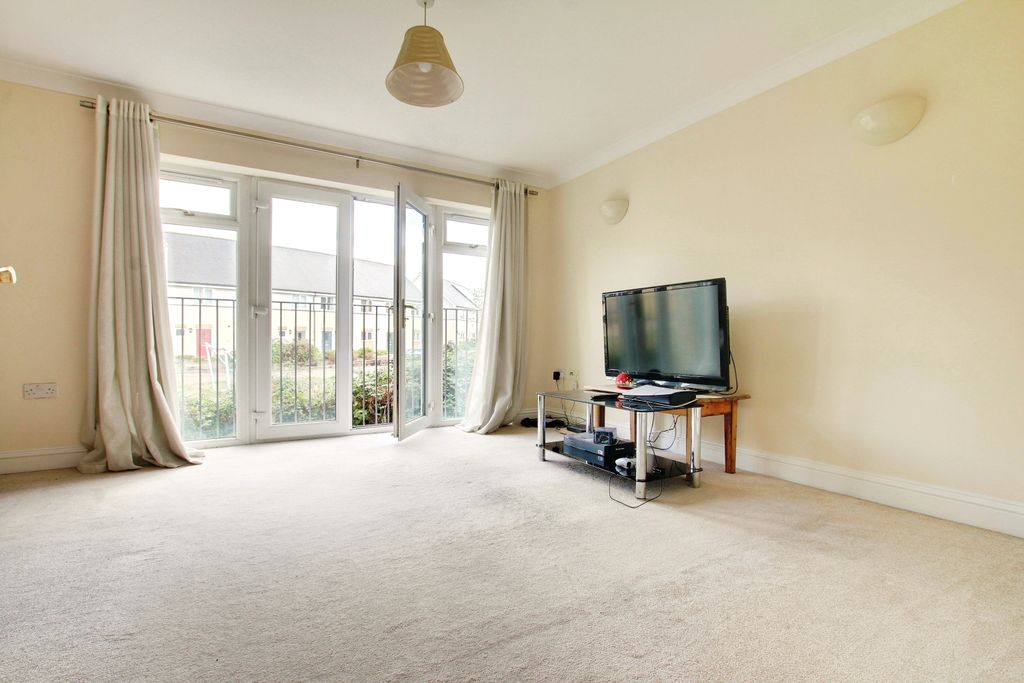 Property photo 2 of 6