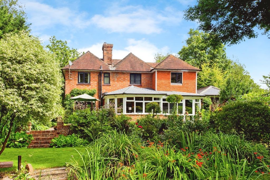 Property photo 1 of 21