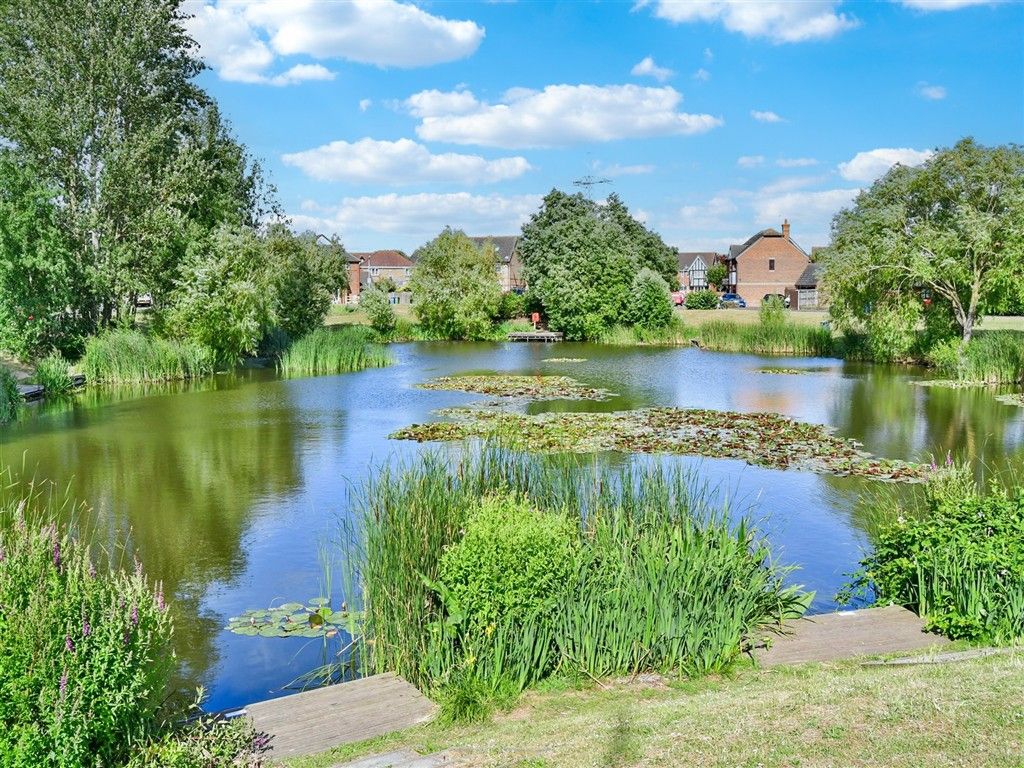 Property photo 1 of 2 Surrounding Area