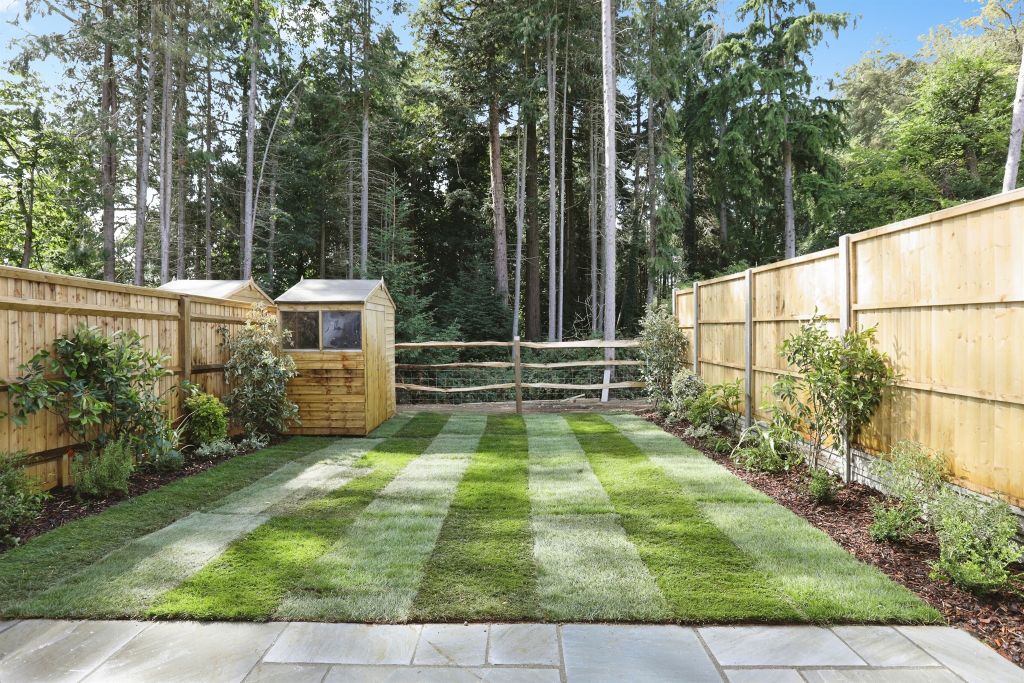 Property photo 2 of 11