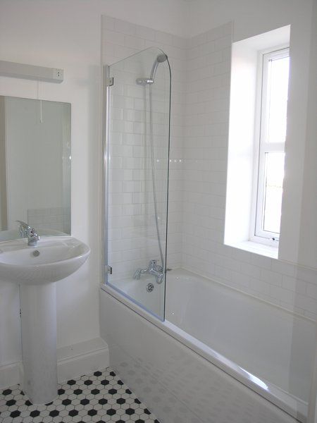 Property photo 2 of 6 Bathroom