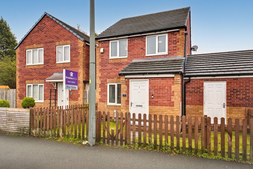 Property photo 1 of 19