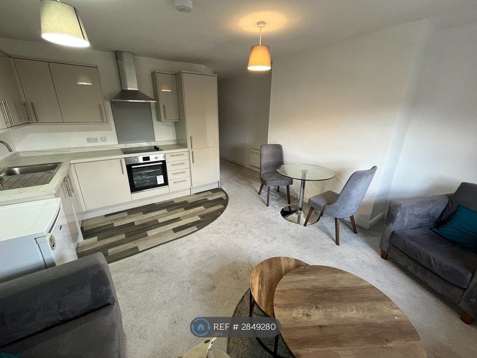 Property photo 1 of 5