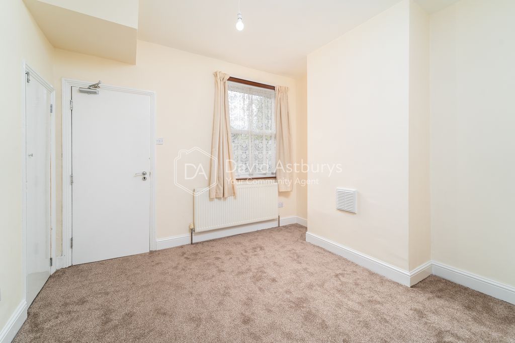 Property photo 2 of 13 Ndb02025-Edit