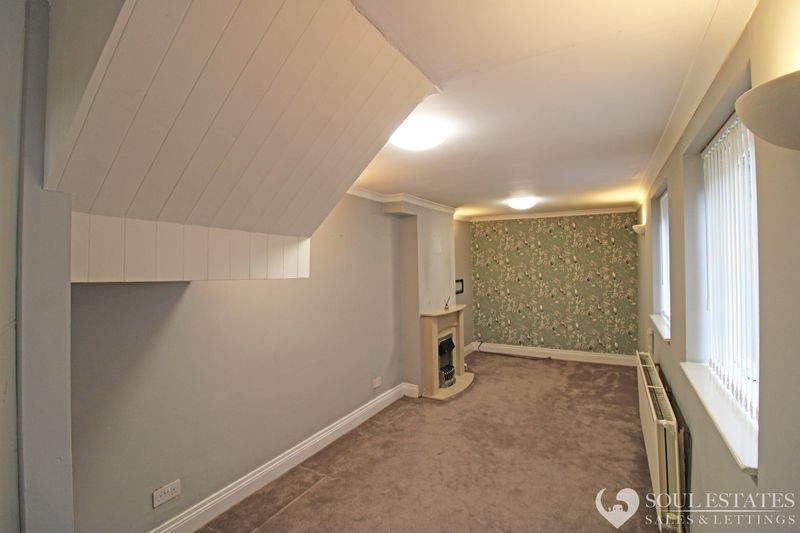 Property photo 2 of 13 Lounge