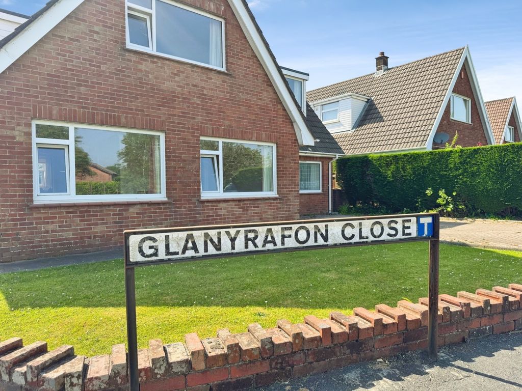 Property photo 2 of 31 5165643